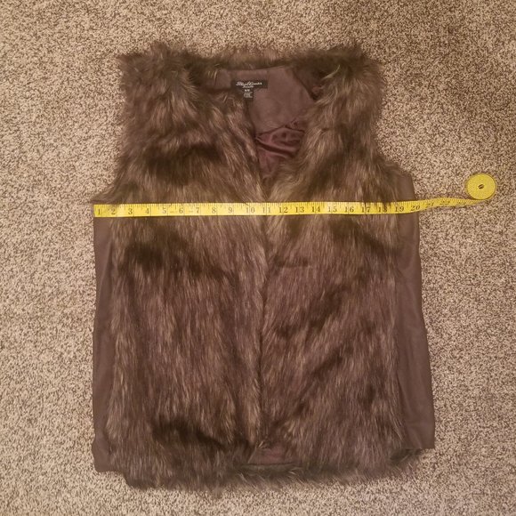Streetwear Society Faux Fur Vest - Picture 7 of 9